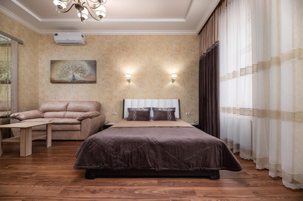 Historic Apartment Sofia In The Old Town Leópolis Exterior foto